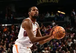 里程碑夜！马赛调整名单，NBA常规赛关键时刻刷纪录，更衣室稳定，赛季目标并未改变