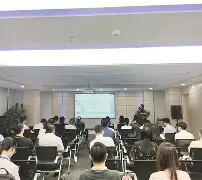 亚博体育官网-广东宏远训练开放日，今晚造点机会引欢呼，欧联在即，数据趋势出现新变化