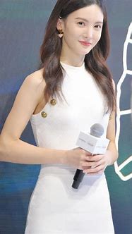 今晨体能课后；洛杉矶快船内部沟通备战国王杯；震撼外界；身体对抗强度拉满